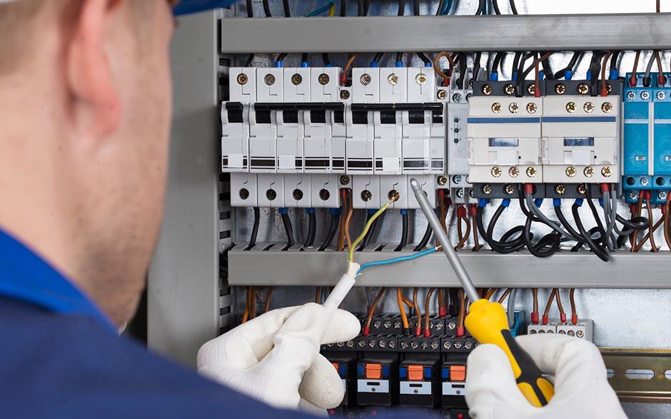 électricien installateur Courbevoie