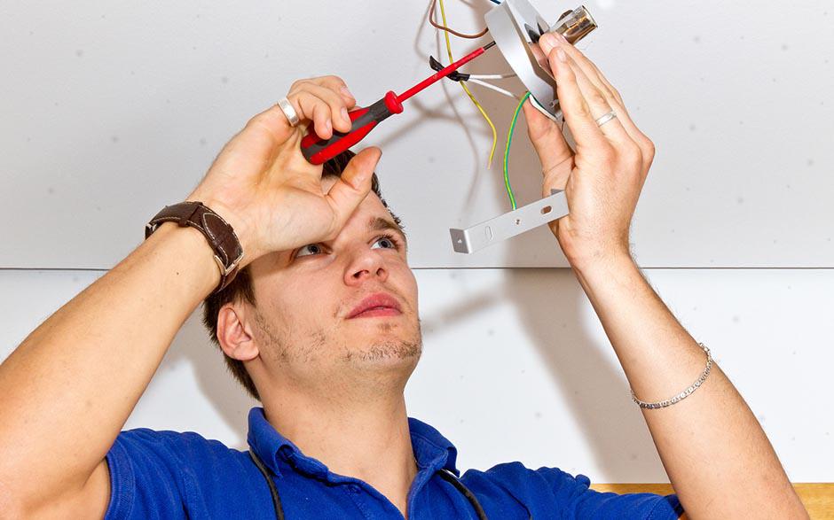 électricien urgence Paris 7